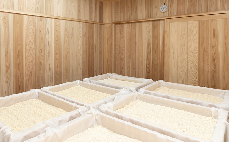 【ふるさと納税】味噌セット せんべい セット 詰め合わせ 12割 麹味噌 赤 白 1kg (各500g) 銘醸せんべい 4枚 みそ 味噌 ミソ 信州味噌 信州みそ こうじみそ 甘口煎餅 煎餅 お菓子 菓子 さっぱり 甘め みそ汁 味噌汁 調味料 米みそ 米味噌 長野 長野県 上田市 3
