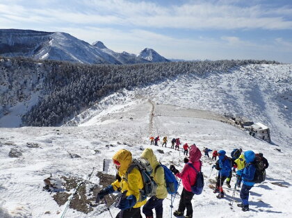 根石岳山荘 冬季宿泊券(1名様分)