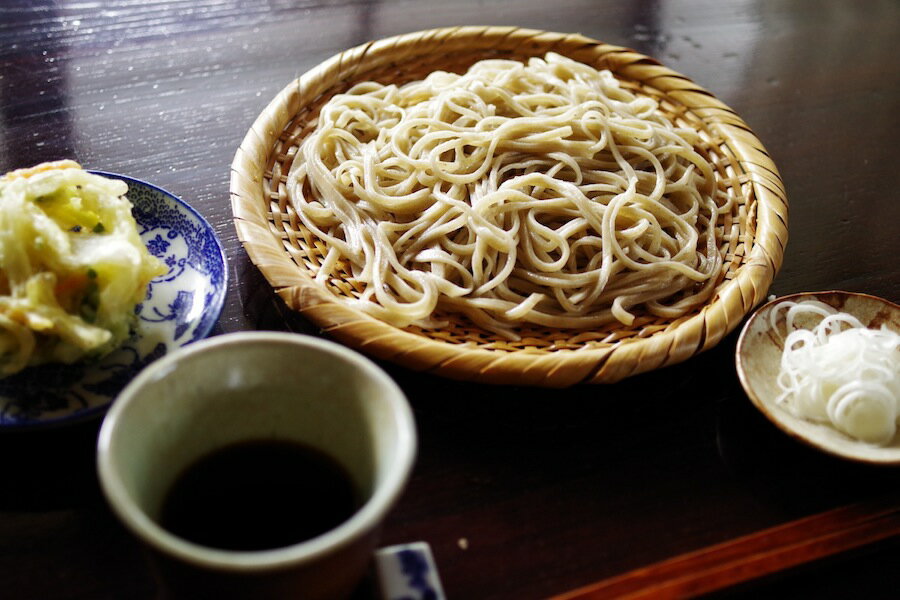 かね春製麺 かね春の蕎麦「冷凍なま蕎麦4人前」[そば 蕎麦 生そば 冷凍そば 信州そば 地元産 地元食材 手打ち 長野県 安曇野 安曇野市 信州]