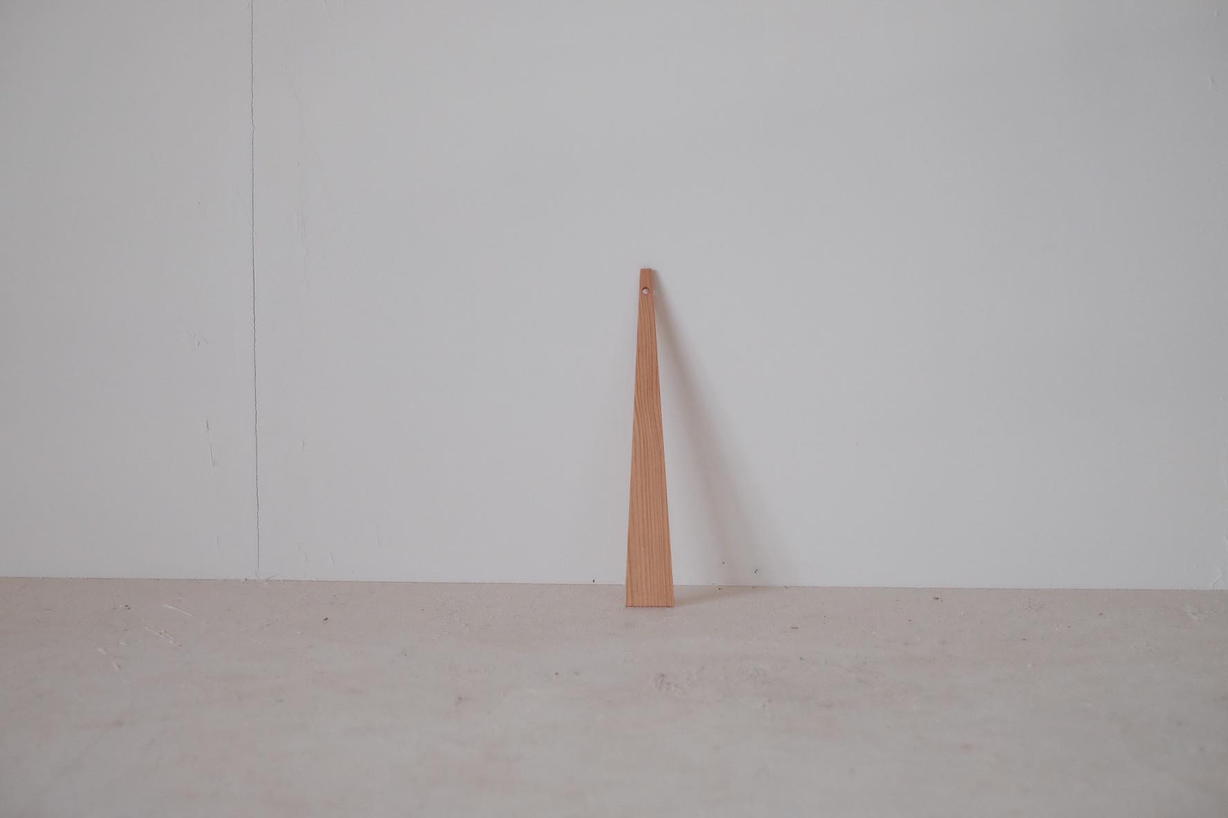 【ふるさと納税】スパチュラ『mina no mori Spatura ＜ミナノモリ スパチュラ＞』信州南相木村のカラマツを100％使用　〜アウトドアのキャンプ、トレッキング、普段使いにも〜【キャンプ用品、キャンプ道具、キャンプギア】