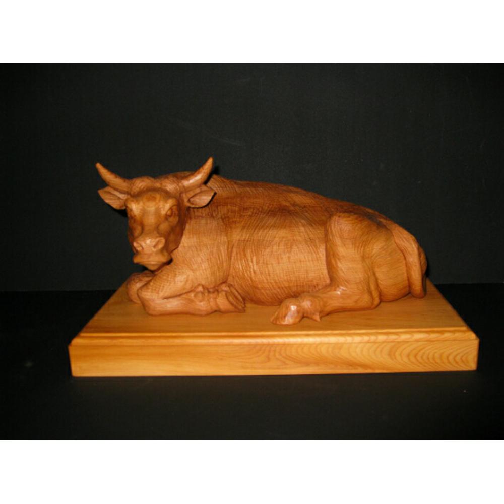 【ふるさと納税】【数量限定】飛騨一位一刀彫 寝牛（中）飛騨高山 伝統工芸品 f122
