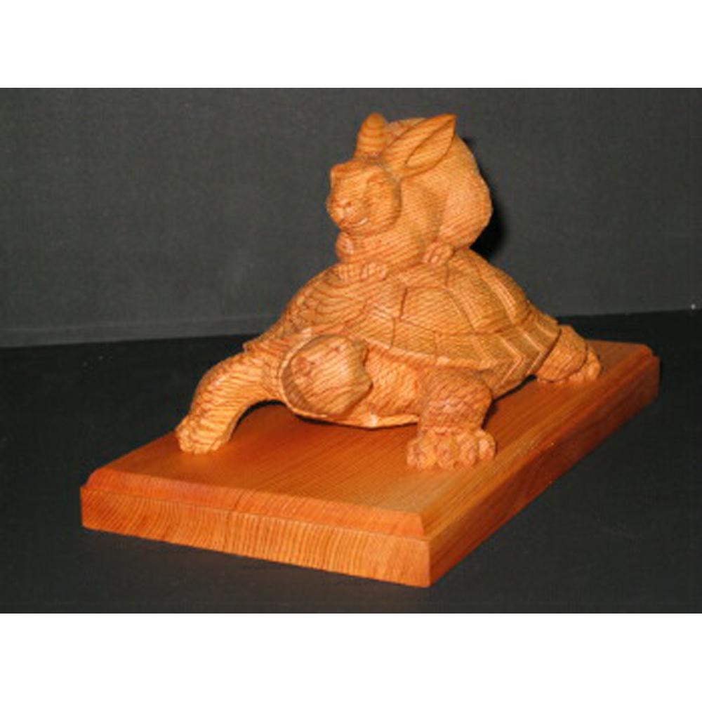 【ふるさと納税】【数量限定】飛騨一位一刀彫 負けないうさぎ(小)| 伝統工芸品 いちい イチイ 一位一刀彫 一位一刀 一刀彫 工芸品 縁起物 品 置物 木彫り ...