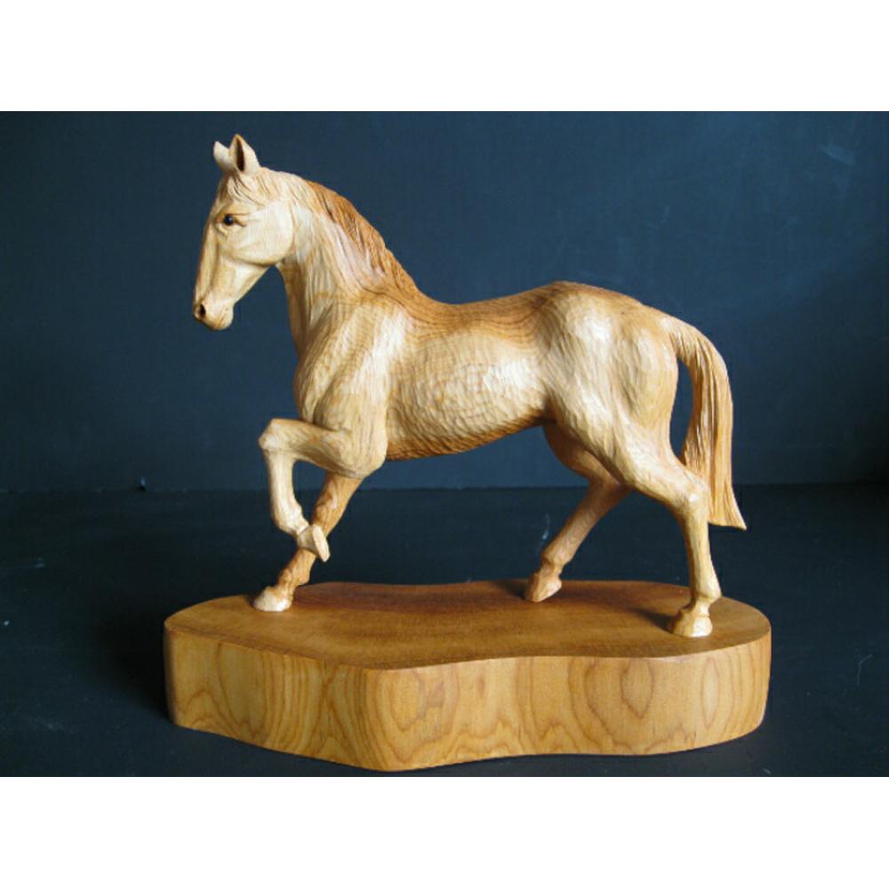 【ふるさと納税】【数量限定】飛騨一位一刀彫 駿馬(小) | 伝統工芸品 いちい イチイ 一位一刀彫 一位一刀 一刀彫 工芸品 縁起物 品 置物 木彫り 飛騨高山...