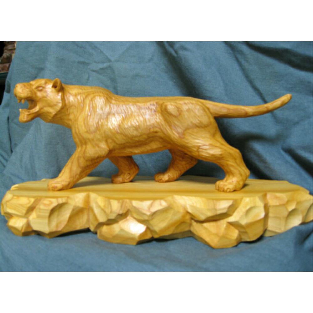 【ふるさと納税】【数量限定】飛騨一位一刀彫 猛虎(中)| 伝統工芸品 いちい イチイ 一位一刀彫 一位一刀 一刀彫 工芸品 縁起物 品 置物 木彫り 飛騨高山 ...