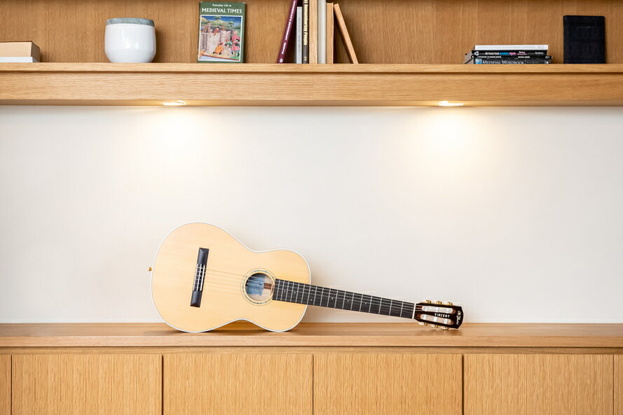 【ふるさと納税】【 アコースティック ギター 】K.Yairi VINCENT VCS-1 ｜VINCENT ハードケース付き guitar 送料無料 M528S03