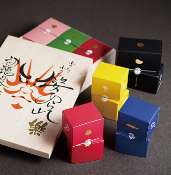 【ふるさと納税】小さな小さな姿あられ 樂|初穂製菓 あられ 人気 姿あられ 6種60個 ぶらっくぺっぱーBEANS 14個 小箱 木箱 贈り物 プレゼント お取...