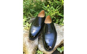 【ふるさと納税】ハンド・ソーン・ウェルテッド製法の革靴