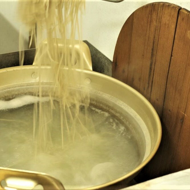 【ふるさと納税】蕎麦打ち体験とお食事券セット 2名様分 ペアチケット 手打ちそば 体験 白川郷 36000円[S005] 3
