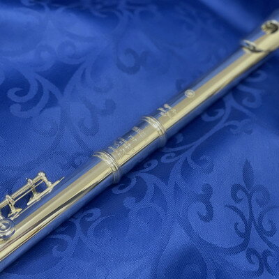 【ふるさと納税】フルート　YFL-797_ フルート YFL-797 ヤマハ YAMAHA 楽器 ケース ケースカバー プロフェッショナル フィネス 銀製フルート 銀 音楽 吹奏楽 オーケストラ バルドン楽器 静岡県 磐田市 送料無料 【1484860】