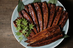 【ふるさと納税】 うなぎ 鰻 蒲焼 深蒸し 国産 ふっくら ジャポニカ種 養殖 魚 焼津 200g以上×2尾 たれ 山椒付き a20-385 画像2