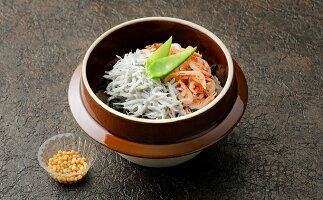 【ふるさと納税】本格料亭の釜めし2種セット【アサリとバターの釜めし・しらすと桜えびの釜めし】【加工食品・魚貝類・しらす・アサリ・あさり・浅利】