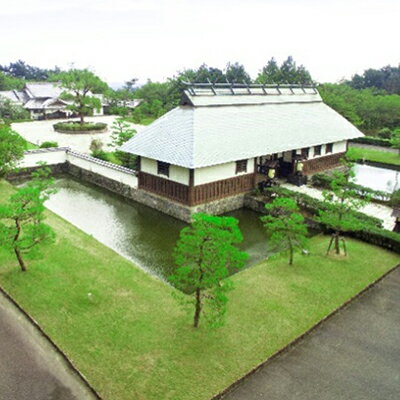 葛城 北の丸ペア宿泊券 1泊2食 饗コース&ドリンクフリー&お土産つき[静岡クラウンメロン富士級 1個]メロン 人気 厳選 グルメ 家族 夫婦 静岡 旅行 袋井市 [ 日本建築 四季 癒し 料理個室 料理 おもてなし 泊り ]