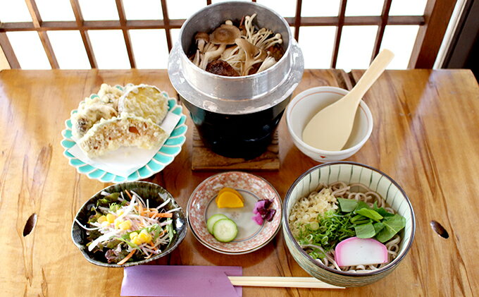 【ふるさと納税】富士山そばの実釜めしペア食事券　【チケット・お食事券】