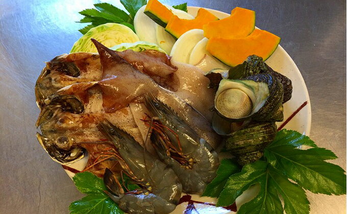 【ふるさと納税】伊勢海老・海鮮バーベキュー・露天風呂入浴券のセット（2名分）　お食事券 チケット 露天風呂入浴券