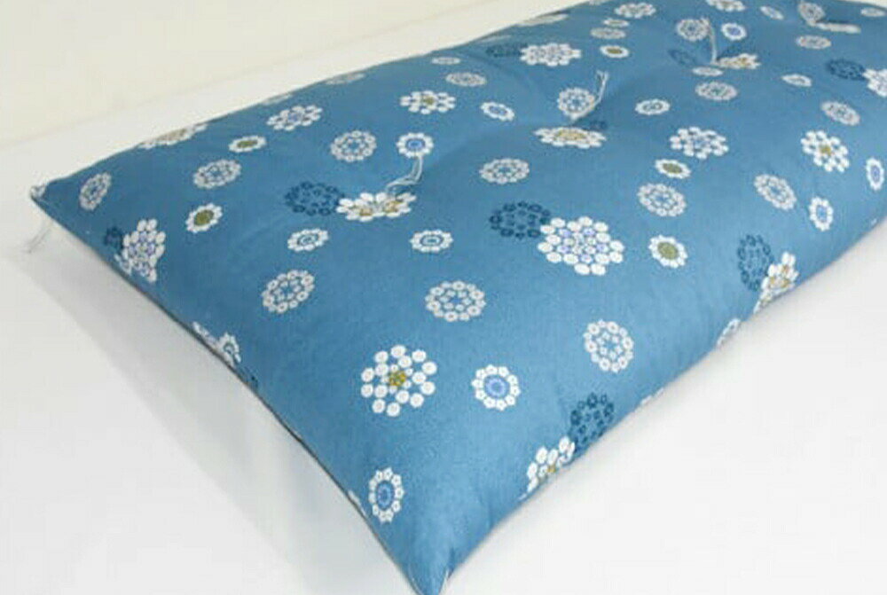 【ふるさと納税】手作り大判長ザブトン ブルー系 | ヨコ約70cm×タテ約120cm 手作り 大判 長ザブトン 座イス あぐら 座布団 静岡県 小山町 送料無料