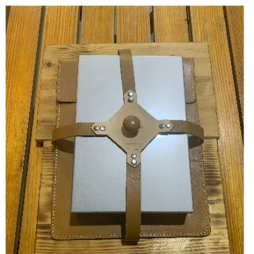 【ふるさと納税】黒皮鉄板 ミドルサイズ ステンレス蓋+本革鉄板ケース付き 厚さ4.5mm×250mm×165mm【1215701】