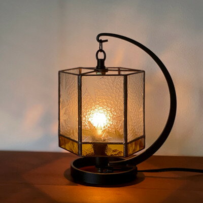 Nijiiro Lamp のステンドグラスのテーブルランプ 6 もみじ アンバー【1425965】