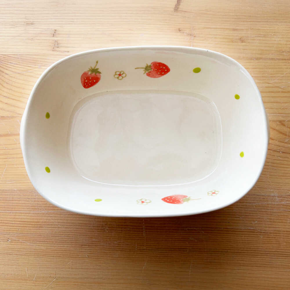 【ふるさと納税】【瀬戸焼】子供用食器5点セット（いちご）【窯元SOUSEN】/食育 子育て ギフト[BBCQ002] f232041-seto-10000692 愛知県瀬戸市 サンプル画像3