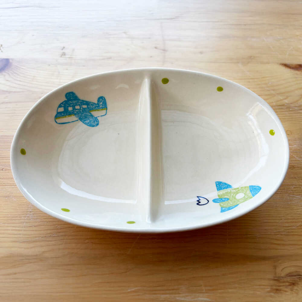 【ふるさと納税】【瀬戸焼】子供用食器5点セット（飛行機・ロケット）贈答品対応【窯元SOUSEN】/食育 子育て ギフト[BBCQ011]