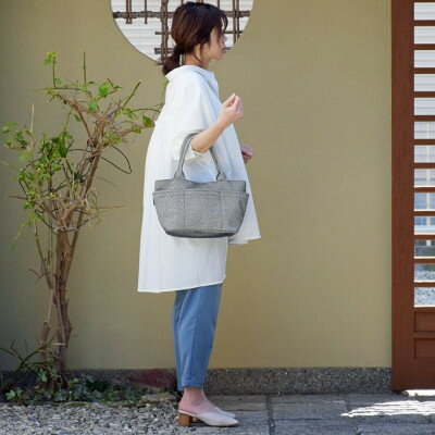 【ふるさと納税】sasicco 三河木綿刺し子織　ポッシュトートM　赤【1401376】