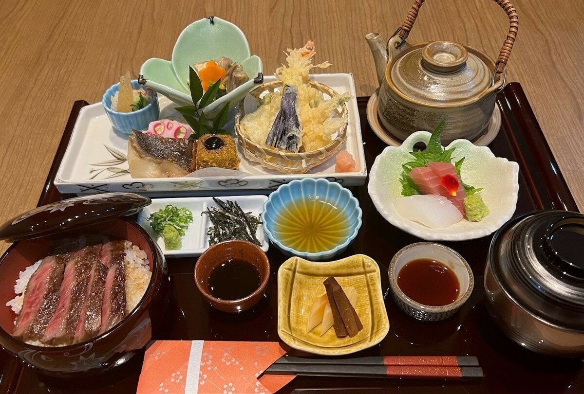 ホテル三河海陽閣内 レストラン「葵」日帰り 昼食利用券6,000円分 日帰り温泉 ランチ 温泉 蒲郡 三谷 愛知