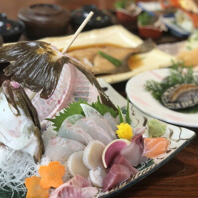 【ふるさと納税】 まるは 本館 ( 豊浜漁港前 ) のお食事券 9000円 エビフライ 海鮮 食堂 海の幸 チケット 観光 旅行 レジャー 愛知県 南知多町 人気 おすすめ f234451-minamichita-10000290 愛知県南知多町 サンプル画像2