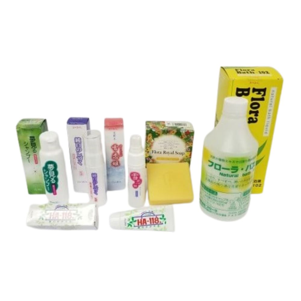 HB-101アメニティグッズ フローラ・バス(入浴剤)150ml ×1本 夢見るシャンプー70ml ×1本 純白のしづく(乳液)30ml ×1本 フローラロイヤルソープ120g ×1個 HA-118。(歯磨き粉)30g ×1個 雪恋姫(化粧水)28ml ×1本