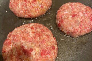 かねき商店 肉屋さんの手づくり和牛ハンバーグ