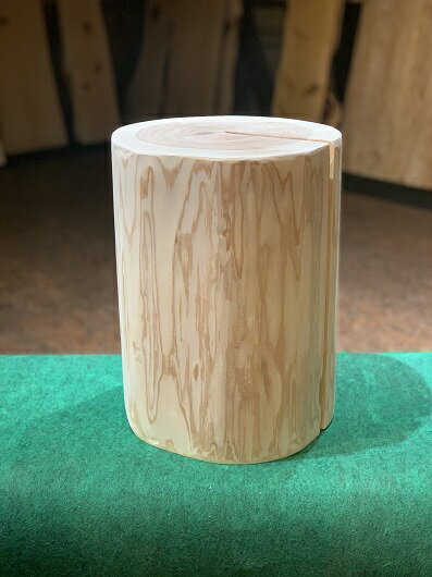 森の丸太スツール[杉/全面サンディング仕上げ] オットマン サイドテーブル 椅子 背割りあり 天然素材 LOGSTOOL
