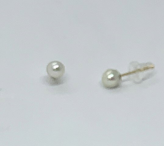12-01三重県産あこや真珠4.0mmベビー真珠 K18ピアス