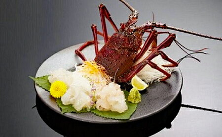 【ふるさと納税】【おせち】 年内配送 配送日指定可 活き！伊勢海老 約2kg（2～5尾）のサムネイル