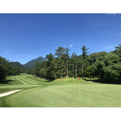 【ふるさと納税】三重カンツリークラブ:土日祝セルフ1名プレー券【1343580】