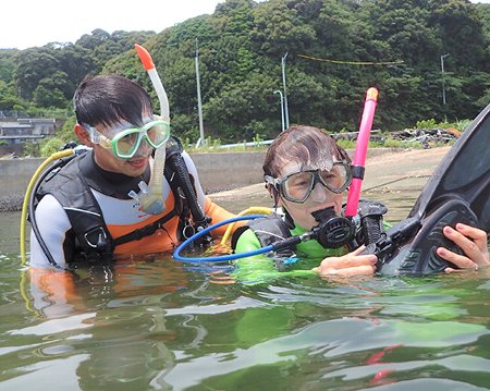 【ふるさと納税】スキューバダイビング　体験　3時間コース　チケット1人分／アクティビティ　三重県　南伊勢町　伊勢志摩