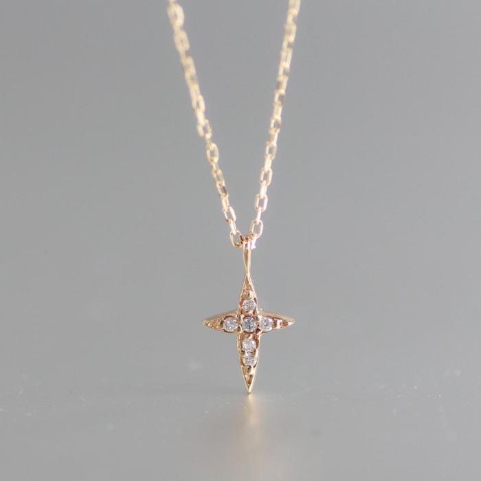 【ふるさと納税】【K10イエローゴールドネックレス】存在感バツグン ダイヤモンド0.033ctの十字星 長さ40cm KN01008 / 金 ゴールド ダイヤ ...