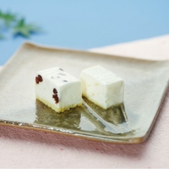 【ふるさと納税】老舗和菓子店が作る！大納言小豆と柚子のレアチーズケーキ詰合せ