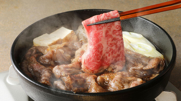 【ふるさと納税】【4等級以上】【カネ吉山本】近江牛すきやき用[選]【500g】【牛肉】【牛】【A4】【A5】【すき焼き】【国産】 すき焼き肉