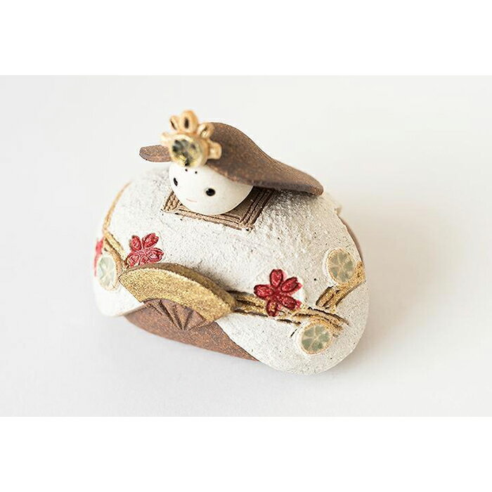 【ふるさと納税】【信楽焼・明山】いわい　陶雛人形　すみれ親王飾りセット　iwai-h08 | 甲賀市 信楽焼 工芸品 雛人形 陶器製 ひなまつり インテリア 伝統工芸 手作り 高級感 人気 おすすめ 雛飾り お祝い ギフト お取り寄せ 通販 送料無料 ふるさと納税