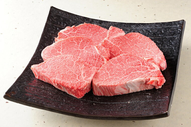 【ふるさと納税】肉 牛肉 近江牛 ヒレ ステーキ 750g (4-5枚入) | お肉 滋賀 フィレ ヘレ 高級 ブランド 黒毛和牛 ギフト 冷凍 人気 おすすめ 国産