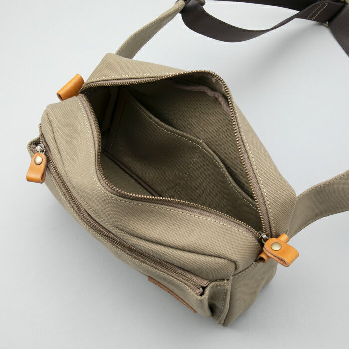 【ふるさと納税】【J-192】kii工房　帆布かばん　ボディーバッグ　カーキ 【高島屋選定品】