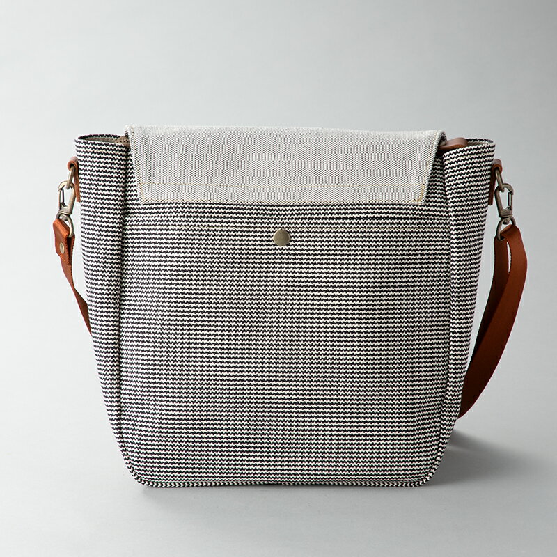 【ふるさと納税】【J-242】kii工房　帆布かばん　かぶせプランプショルダー　千鳥柄【高島屋選定品】