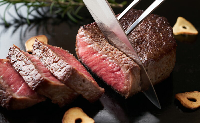 【ふるさと納税】近江牛赤身モモステーキ 100g×10枚(エコ包装) お肉 牛肉 お祝い イベント おうちディナー 食材 グルメ 国産 f254428-kora-10000131 滋賀県甲良町 サンプル画像3