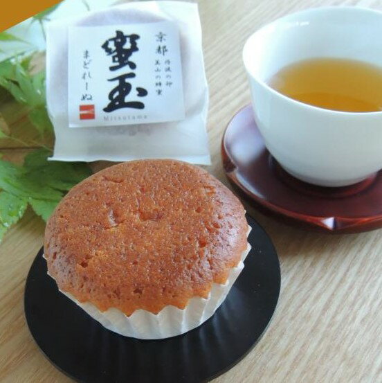 【ふるさと納税】【茶山sweets Halle】《京都産の素材そのまま》蜜玉まどれーぬ マドレーヌ 蜂蜜 スイーツ 洋菓子 お取り寄せ お土産 グルメ ご当地 ギフト お祝い 内祝い ご家庭用 ご自宅用 京都 京都市