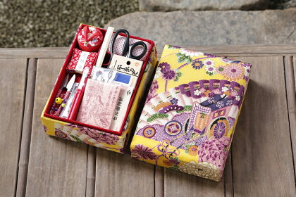 【みすや忠兵衛】お裁縫揃い 着物柄 (14品揃い) <黄> | 京都 お土産 お裁縫揃い 裁縫 京友禅 ご当地 ギフト お祝い 内祝い みすや忠兵衛 老舗 京都府 京都市