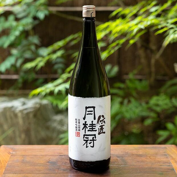 【ふるさと納税】【月桂冠】伝匠月桂冠 純米吟醸(1.8L壜詰×1本)[京都 伏見 お酒 清酒 純米 フルーティー 人気 おすすめ 定番 贈答 ご自宅用 お取り寄...