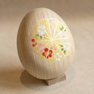 【ふるさと納税】【箱藤商店】桐製たまご箱(菊文様)〈京都日本画絵師絵付け〉 | 京都市 京都 京 たまご箱 日本画 箱藤商店 老舗 桐製 箱 菊文様 アクセサリー入れ へその緒入れ 伝統技術 お土産 ご当地 ギフト お祝い 内祝い