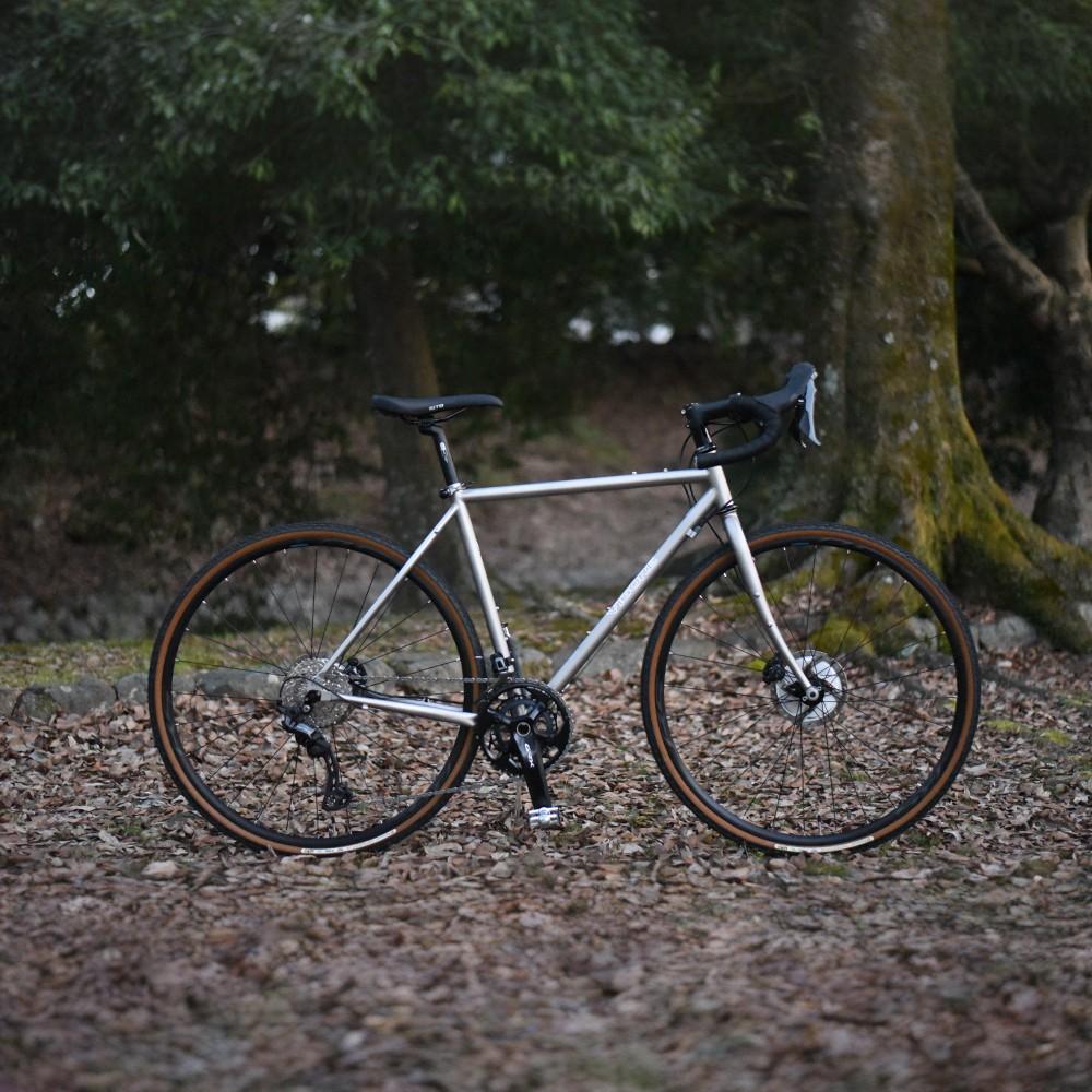 【ふるさと納税】【VIGORE】山と旅の自転車プラス GRX820仕様 ロードバイク 自転車 1台 ブラック ビゴーレ VIGORE 京都 趣味 アウトドア サイクリング