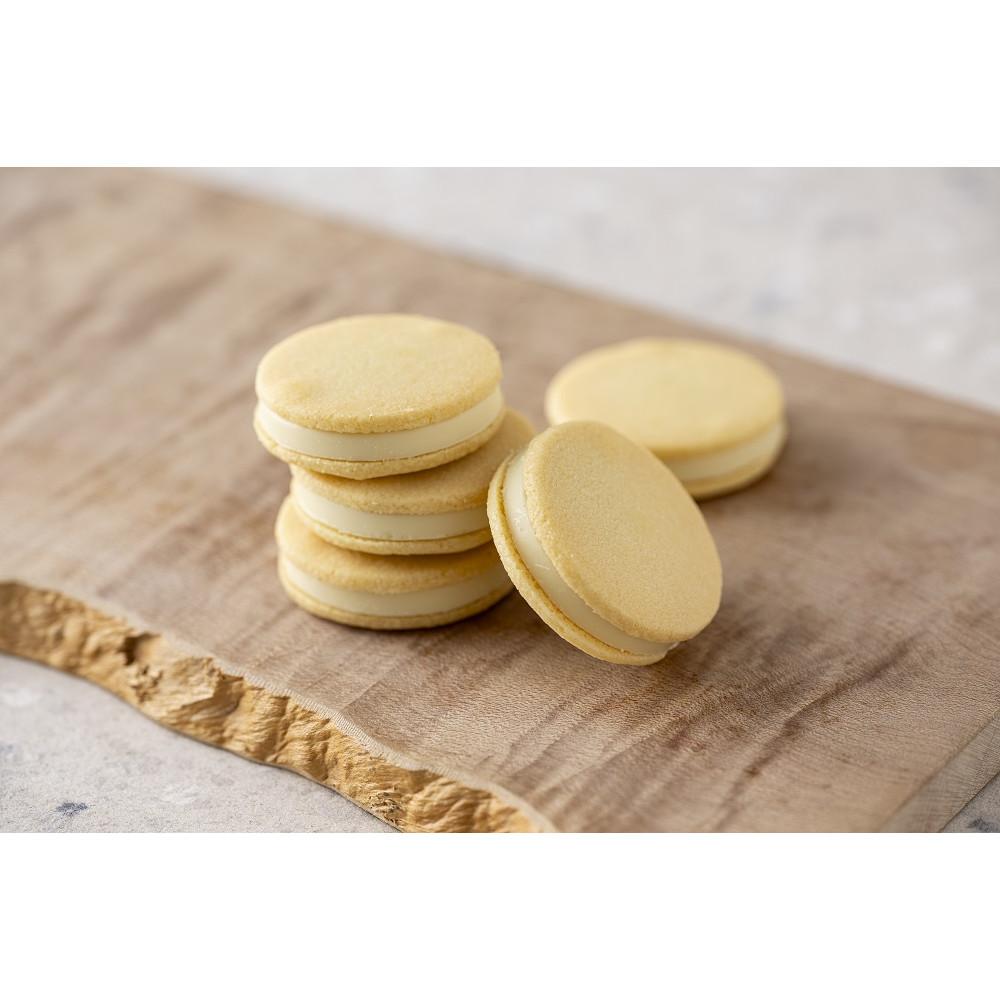 【ふるさと納税】【あら、りんご。】りんごバタークッキー ホワイトチョコ 5個[ りんご スイーツ お菓子 バタークッキー 林檎 人気 おすすめ お取り寄せ ギフ...