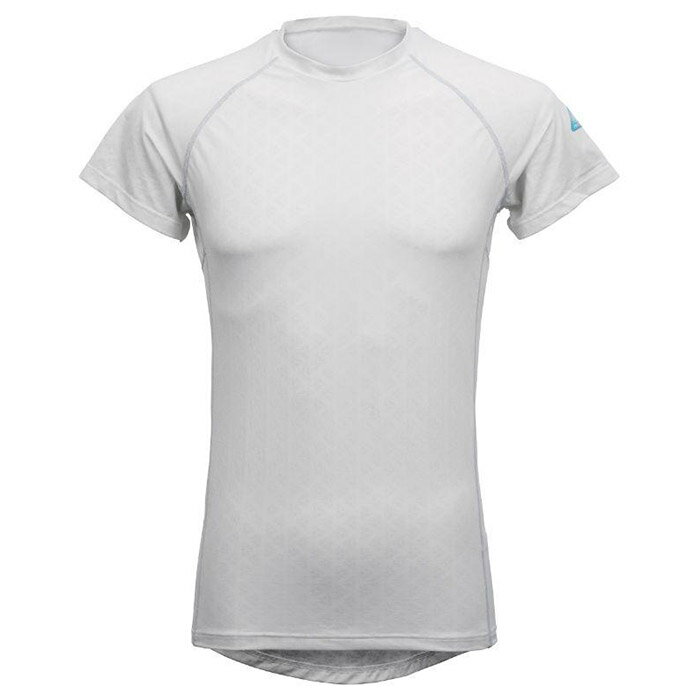 【ふるさと納税】【VIVAネットワーク】 汗と風で驚異の冷感が持続する 『氷撃』クーリングウェア・ギア 冷感シャツ 白（WHITE）半袖クルーネック（サイズ：150）