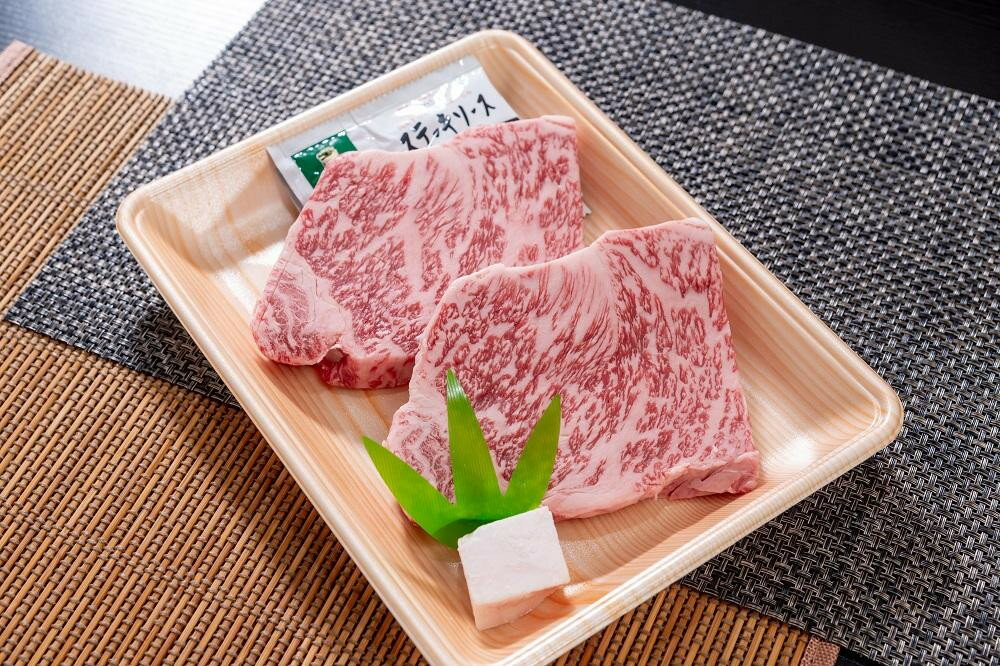 【ふるさと納税】《レビューキャンペーン対象》国産牛肉 京都姫牛 ロースステーキ 400g (200g×2枚) 【 冷凍 牛肉 牛 お肉 和牛 サーロイン ロース ステーキ 国産 京都 綾部 お祝い 誕生日 記念日 小分け お取り寄せ グルメ プレゼント 贈り物 贈答 ギフト 】