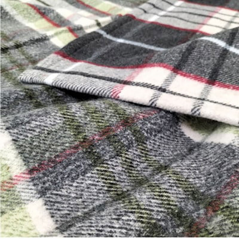 【ふるさと納税】毛布 ハーフサイズ 90×140cm 2枚 ベージュ ＆ グリーン セット タスマニアラム ウール混毛布 ハーフケット ブランケット ひざ掛け ウール毛布 ハーフ ふわふわ 肌掛け 寝具 日本製 大阪府 岸和田市　お届け：お申し込み後、3週間程度で順次発送予定